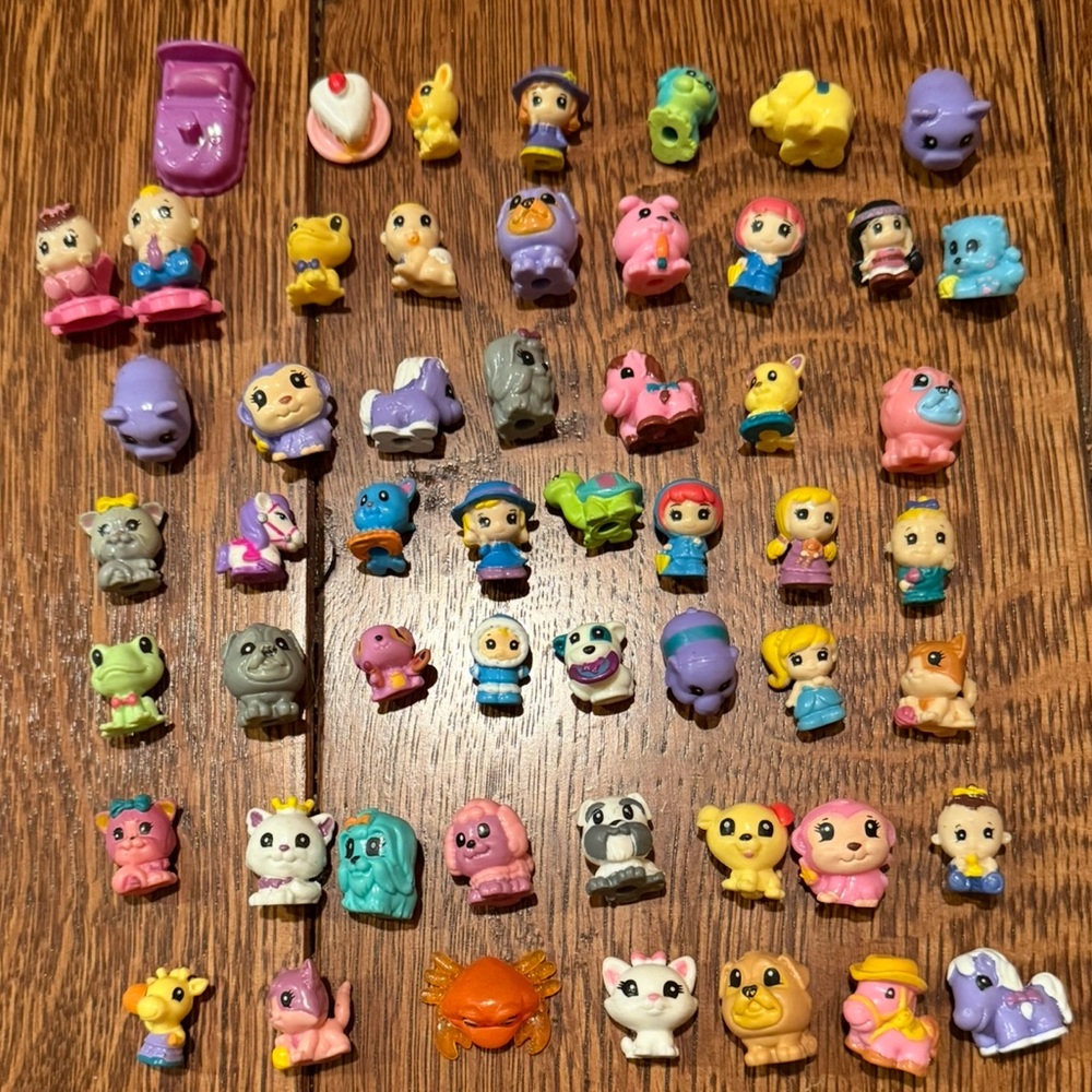 Squinkies lot of toys and playsets